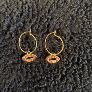 Fushia and gold lip earrings